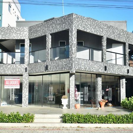Residencial Melfi III - Apartamento Terreo Bombinhas Eksteriør billede